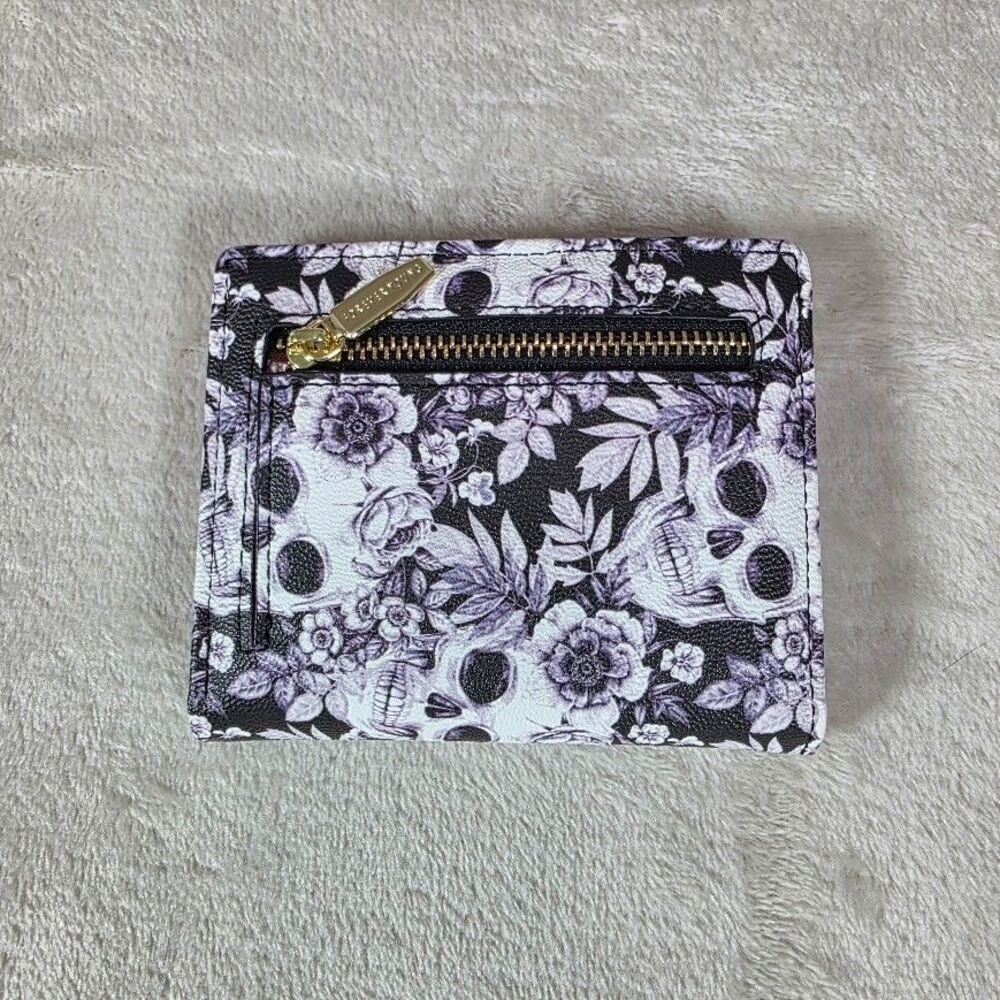Unbranded Fold Wallet Bee Embellishment CC/License/Cash Slot Zip Coin Snap Close - Picture 3 of 7